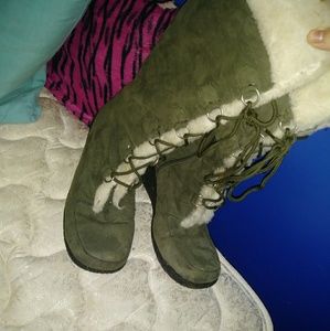 Green zip up tie up boots with a litte heel